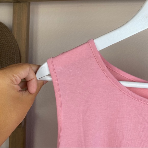 Banana Republic Crossover Open Back Tank Top - Picture 7 of 9